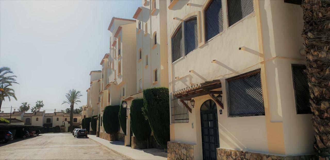 Bungavilla House In La Isla خافييا المظهر الخارجي الصورة